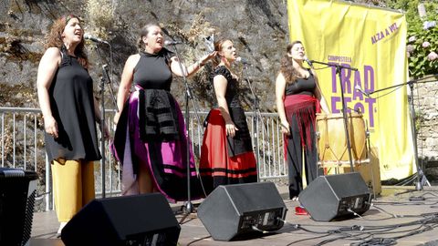 El grupo Faltriqueiras en Bonaval