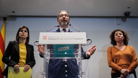 Vilalta, Rius y Vinyets en la rueda de prensa posterior al encuentro con los eurodiputados de la comisin Pegasus.