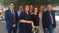 Ana Rosa Pena, nueva decana del Colegio de Abogados de Ferrol (tercera por la izquierda), junto a miembros de su candidatura