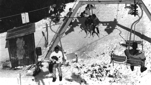 Imagen de archivo de la estacin de Cabeza de Manzaneda