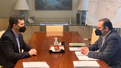 El ministro de Transportes, Jos� Luis �balos, y el l�der del PSdeG, Gonzalo Caballero