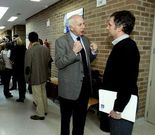Casares charla con Fern�ndez Prieto, de Universidade Aberta.