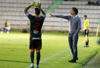Tena reparti� minutos entre la primera plantilla, juveniles y jugadores del Mugardos. 