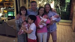 Cristina �lvarez (izq) en Ucrania