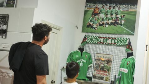 Exposici�n solidaria de camisetas retro desarrollada en Chavs el pasado noviembre. 