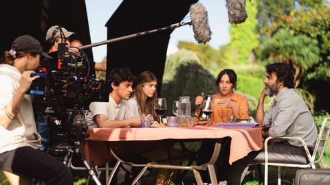 <span lang= gl >Momento da rodaxe de �As li�as descontinuas�, de Anxos Faz�ns.�</span>