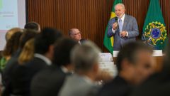 Lula da Silva en la reunin con sus ministros.