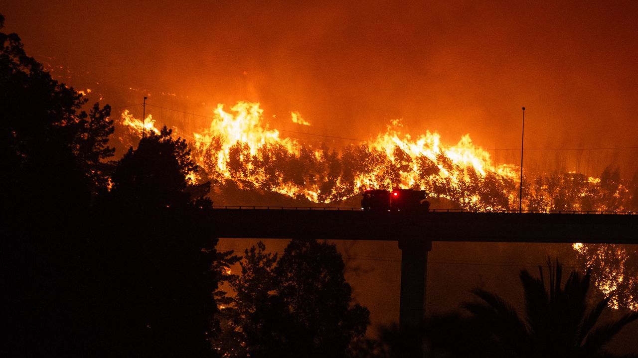 Un estudio demuestra que las condiciones climáticas extremas están «estrechamente relacionadas» con los incendios forestales