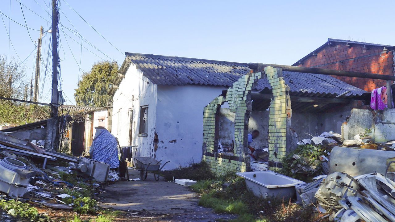 Los poblados de la droga se hacen fuertes pese a la presión policial en  Ferrol y Narón