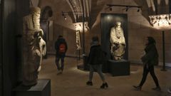 Los profetas que ahora se devolvern al Concello de Santiago en una exposicin en el 2018.
