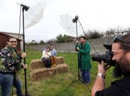 �Making off� de la escena para recrear el cartel de �Las ovejas no pierden el tren�. 