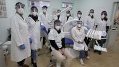 Alumnas del m�dulo para formar a higienistas dentales del Leixa