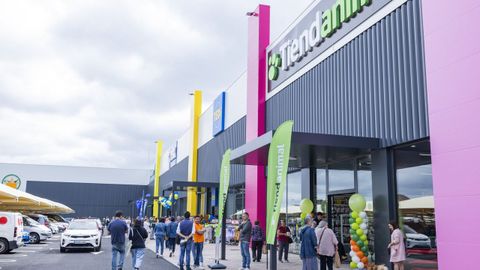 El parque comercial A Revolta de Carballo