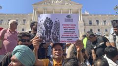 Protestas de inmigrantes a las puertas del Parlamento de Portugal el pasado septiembres.