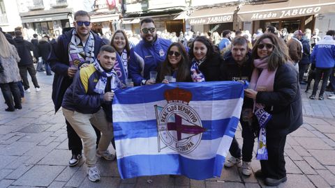 La afici�n del Deportivo, en las calles de Le�n antes del encuentro ante la Cultural Leonesa