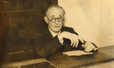 Retrato do escritor Vicente Risco (Ourense, 1884-1963).