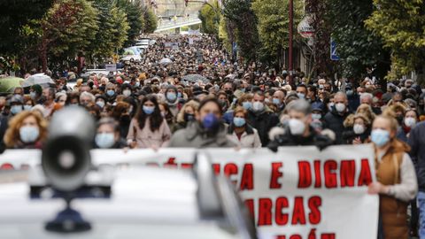 Manifestaci�n en defensa de la sanidad p�blica en Valdeorras.