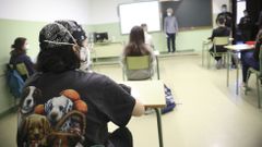 Alumnos de segundo de bachillerato del IES Rosal�a de Castro de Santiago, en clase estas �ltimas semanas. Los estudiantes que m�s acudieron a clase han sido precisamente los que tienen las notas m�s altas