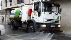 Imagen de archivo de un cami�n de Urbaser en Ribeira