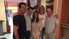 Crespo y Rodr�guez se inmortalizaron con Ivonne Reyes, Julia Gil y Brandariz en Lal�n.