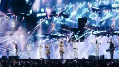 Abarrote. Contar con la Panorama en las fiestas es asegurarse un abarrote. Cada ao, ms de un milln de personas ven su propuesta audiovisual y musical. No trabajan en invierno y al ao rondan las doscientas actuaciones. Un espectculo nico que merece la pena ver