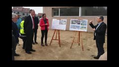 El alcalde Luis Menor explic� las actuaciones al conselleiro de Sanidade