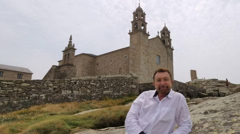 Parada, en el santuario de la Virxe da Barca (Muxa)