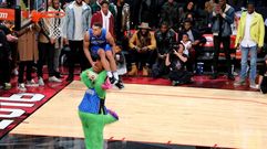 Los incre�bles mates de LaVine y Gordon