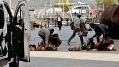 Ofensiva policial contra la venta ambulante ante miles de cruceristas