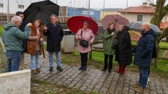 Representantes del PP y de la asociaci&oacute;n de vecinos de Trabanca&nbsp;Badi&ntilde;a en la reuni&oacute;n