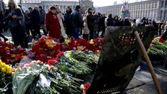 Homenaje a los muertos en las protestas de Kiev