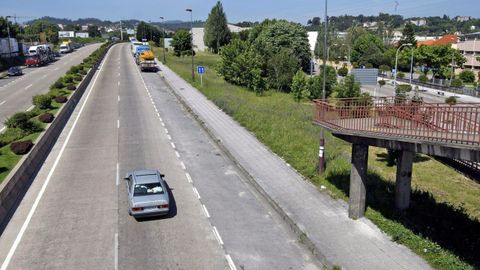 Avenida de Compostela, en Pontevedra, que forma parte del tramo de la N-550 que Transportes estudia ceder al Concello