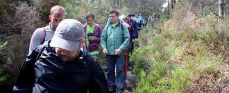 Bajada hacia Sabadelle, la �nica salida de Vimianzo a mar abierto. 