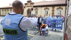 Protesta del CEP ante la comisaría de Ferrol