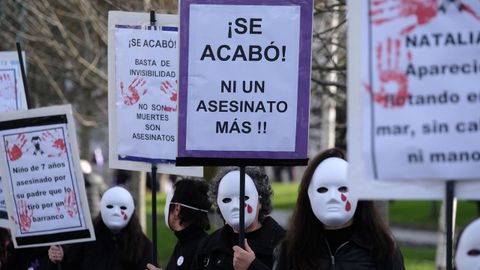 Miles de personas se han manifestado en Pola de Siero con motivo del Da Internacional para la Erradicacin de la Violencia contra la Mujer