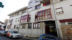 nmueble donde una mujer de 29 a�os ha sido asesinada, al parecer con un arma blanca, supuestamente por su marido, de 51 a�os, que despu�s se ha suicidado en su vivienda de La Caridad, en el concejo asturiano de El Franco.