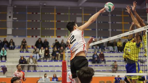 Un partido del Volei Dumbr�a