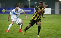 Sendas goleadas en contra retrasaron al Ribadumia y Arousa en la carrera por la promoci�n. 