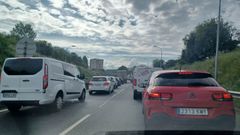Retenciones por accidente en la AP-9, en A Corua
