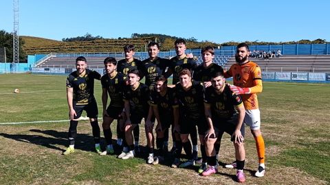 Alineación titular del Viveiro CF en Burgáns.