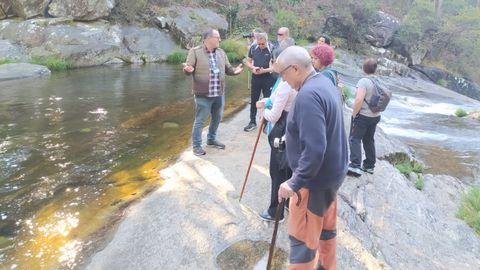 Imagen de archivo de una ruta en el r�o Pedras.