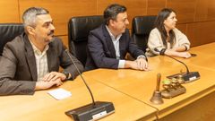 Daniel P�rez, Valent�n Gonz�lez y Cristina Garc�a, en el sal�n de plenos