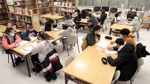 Alumnos del IES Muralla de Lugo durante una clase