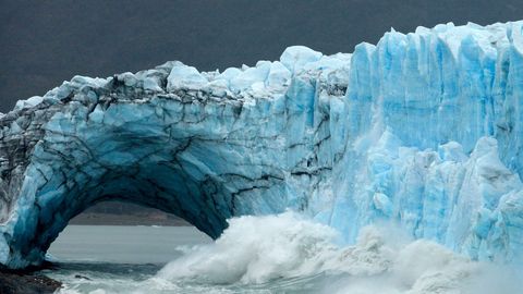 El espectacular derrumbe del Perito Moreno