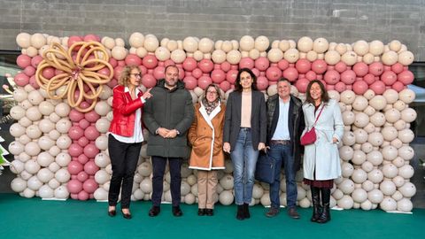 La directora xeral, el alcalde, la concejala de Educaci�n y otros participantes en la jornada festiva