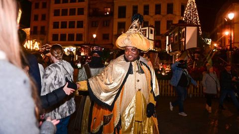 Cabalgata de los Reyes Magos en Oviedo 2025