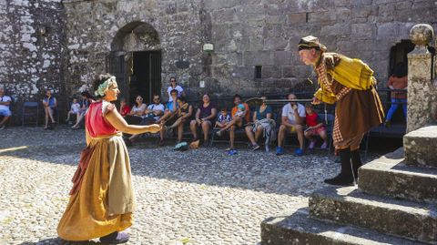 Os Quinquillns volvern hoxe ao castelo de Vimianzo 