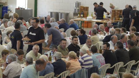 Comida de la tercera edad de Guntn 
