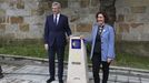 El presidente de la Xunta, Alfonso Rueda, junto a la teniente de alcalde de Bilbao, Amaia Arregi en la inauguraci�n un hito kilom�trico de la Ruta Xacobea a su paso por la capital vizca�na.