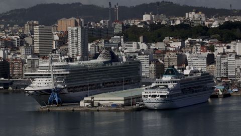 Quíntuple escala de cruceros en A Coruña